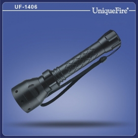 UniqueFire UF-1406 CREE XM-L2 1800Lumen 5 Mode Led Zoom Flashlight Self Defense Tactical Flashlight